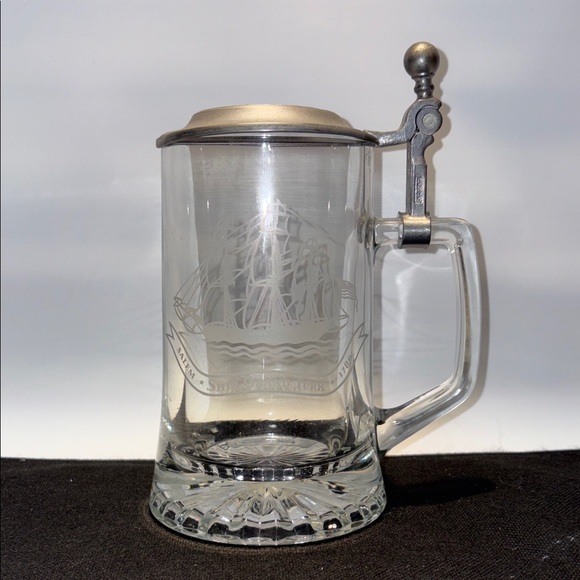 Glass Beer Mug with Pewter Lid - Picture 1 of 8